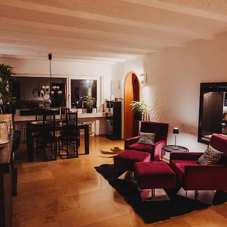 Residenz 아파트 *